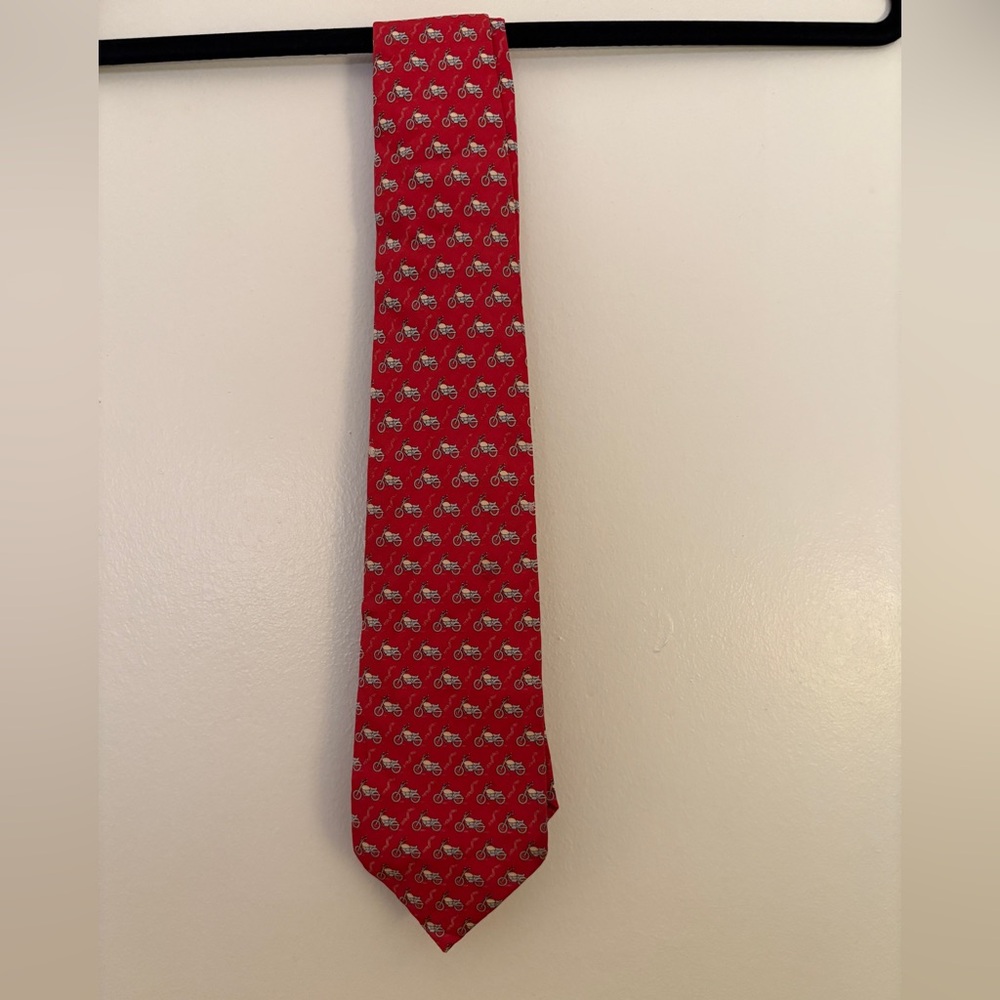 Vineyard Vines Red Bicycle Pattern Tie